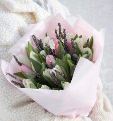 Розово-лавандовые тюльпаны
