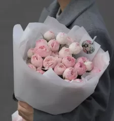 Нежный флирт